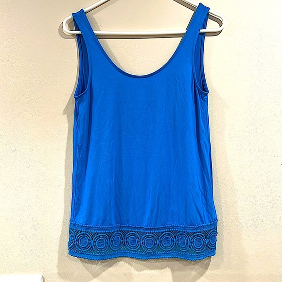 🔥BEBE Blue Sleeveless Top🔥 - Picture 1 of 7